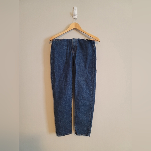 Blue Jeans - Picture 4 of 4